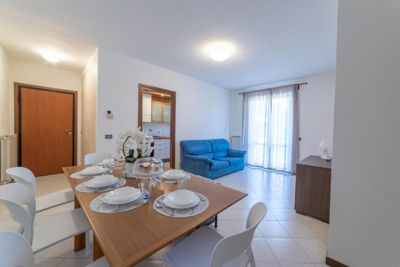 La Feriolina - Appartamento Al Lago Con Giardino Privato Baveno Luaran gambar