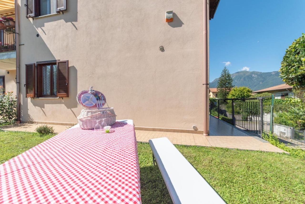 La Feriolina - Appartamento Al Lago Con Giardino Privato Baveno Luaran gambar