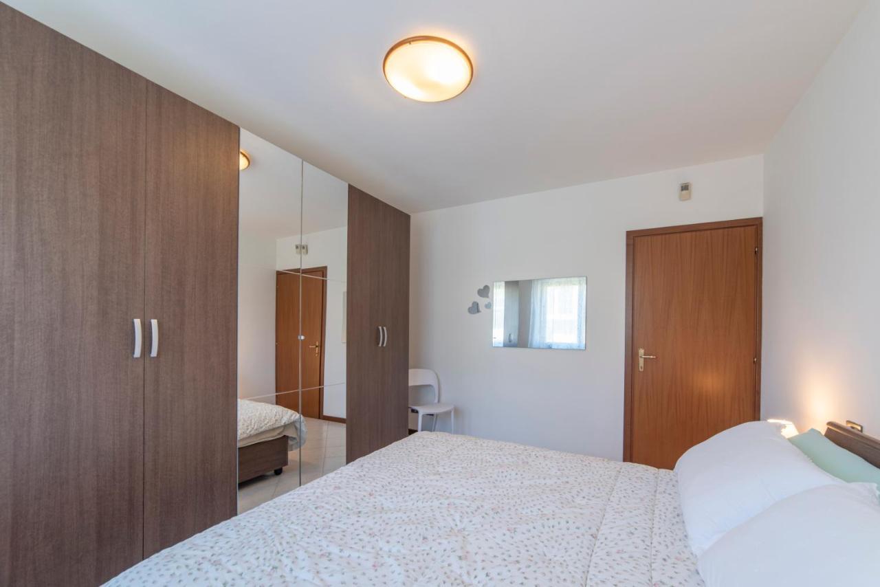 La Feriolina - Appartamento Al Lago Con Giardino Privato Baveno Luaran gambar