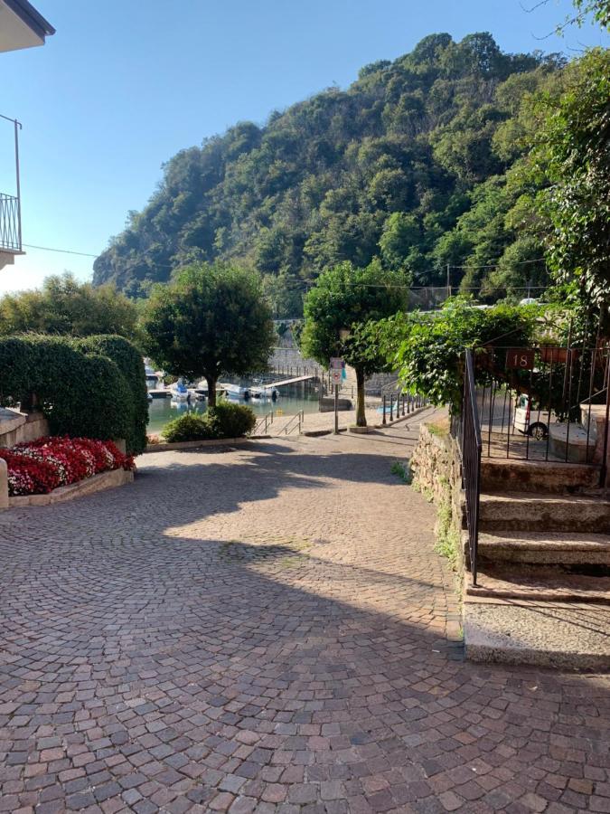 La Feriolina - Appartamento Al Lago Con Giardino Privato Baveno Luaran gambar